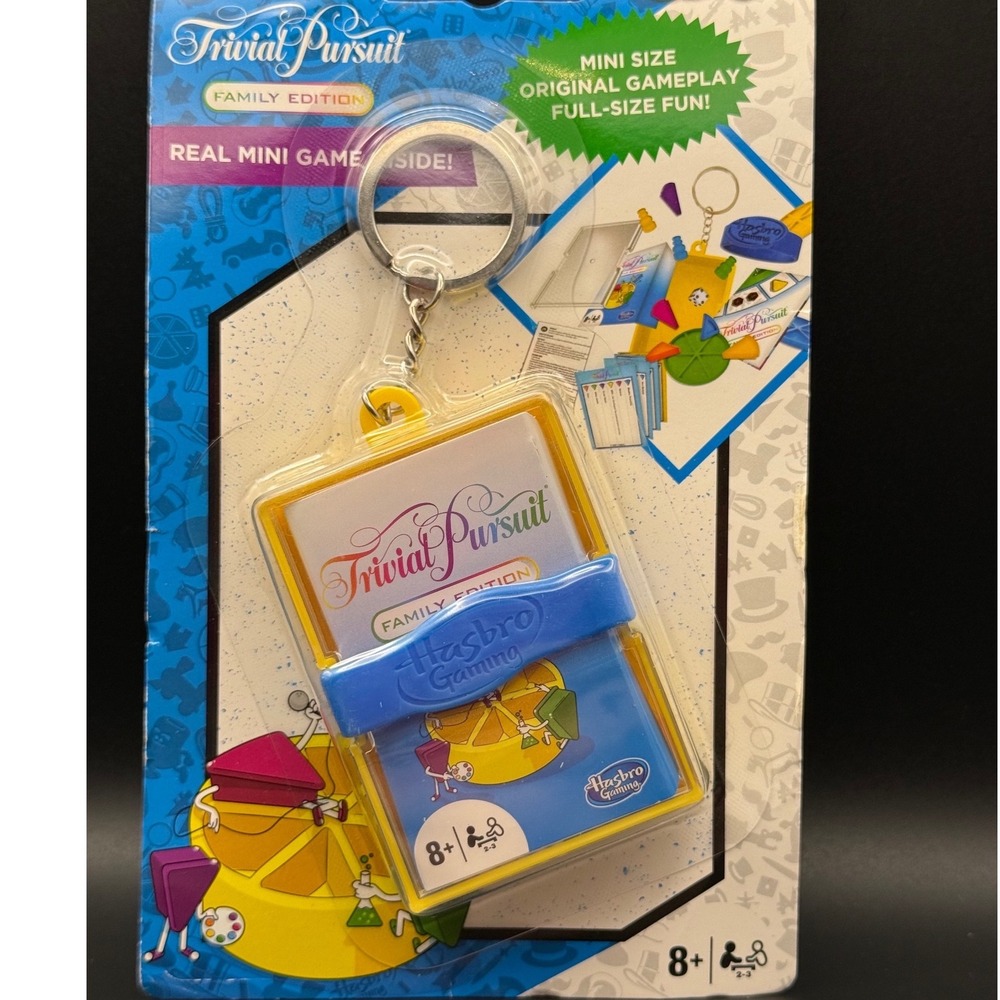 Trivial Pursuit Family Edition‎ Mini Size Keychain Hasbro Gaming New
